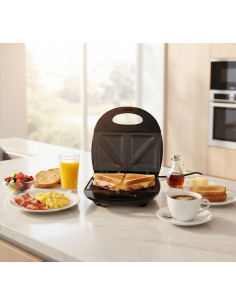 Sandwich Maker Althera - Modelo Ak031